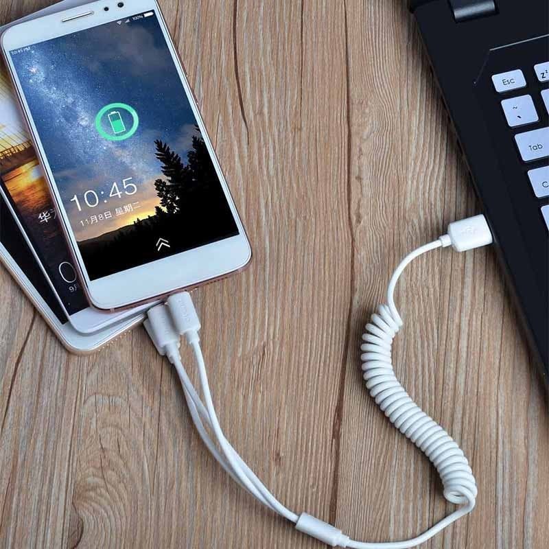 Dudao autós töltő 2x USB 2.4A + USB kábel 3in1 Lightning / Type C / micro USB kábel (R7) - Fehér